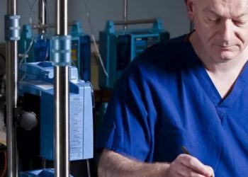 Bilim insanları ilk kez organ naklinde kullanılacak böbreklerin kan grubunu değiştirdi