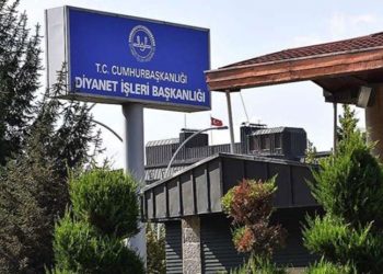 Birleşik Kamu-İş Konfederasyonu'ndan Diyanet'in ‘devletin temsilcisi imamlar kaldı’ açıklamasına tepki