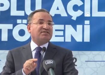 Bozdağ’dan Gülşen açıklaması: ‘Cumhurbaşkanımız da imam hatipli, ona hakaret ediyor’