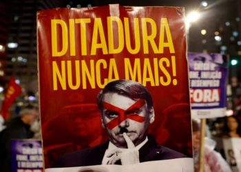 Brezilya'da Bolsonaro öfkesi: Binlerce kişi sokağa döküldü