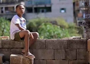 Brezilya'da polisi arayıp aç olduğunu söyleyen çocuğun evine yardım yağdı