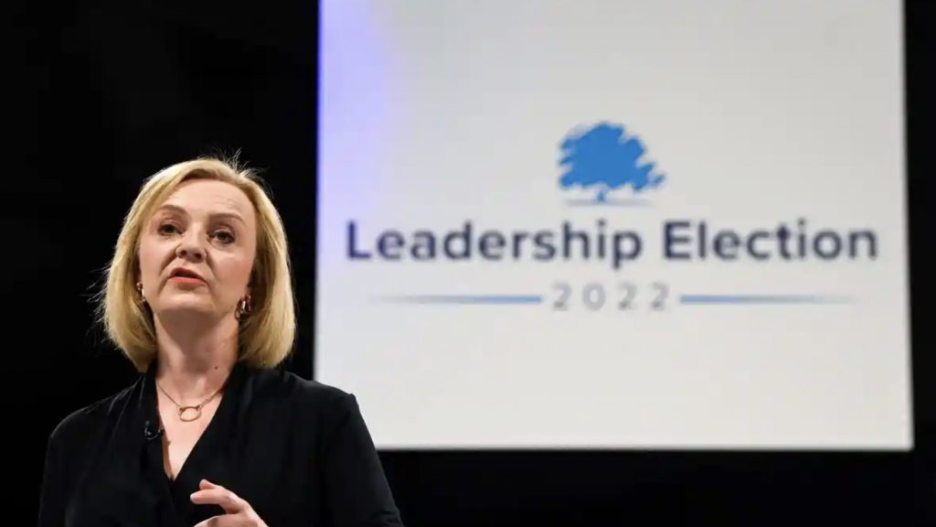 Britanya'da anket: Başbakanlık yarışında Liz Truss, Rishi Sunak'ın önünde görünüyor