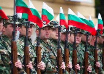 Bulgaristan Savunma Bakanı Stoyanov, orduda uyuşturucu ve alkol kullanımını yasakladı