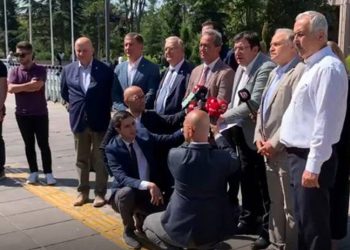 CHP, DEVA ve Zafer Partisi'nden Peker'in 'rüşvet ağı' iddiasıyla ilgili suç duyurusu