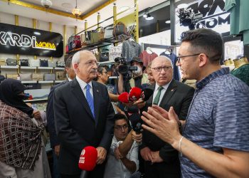 CHP Erzurum’a gitmeden dersine çalışmış: ‘Camileri kapattınız, ezanı Türkçe okuttunuz’