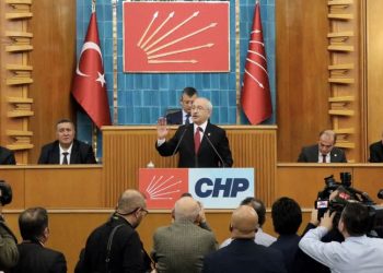 CHP’li 120 vekilin Erzurum’a aynı uçakla gidecek olması endişe yarattı: ‘Uygulama yanlış’