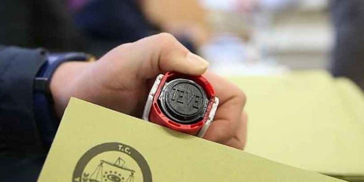 CHP'li Adıgüzel oy kullanma hakkı elde eden yabancıları açıkladı: Dört ülkeden 166 bin yeni seçmen var