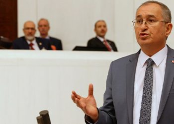 CHP'li Sertel: 52,8 milyon euroya yapılan Zafer Havalimanı için vatandaşın vergilerinden 206,6 milyon euro para ödenecek