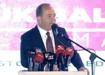 CHP'li başkan Kılıçdaroğlu'na 'Sayın Cumhurbaşkanım' diye seslendi
