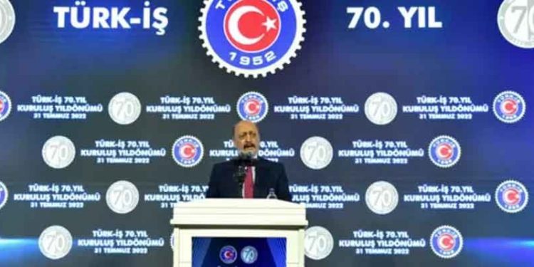 Çalışma ve Sosyal Güvenlik Bakanı Bakanı Bilgin: Yıl sonunda asgari ücrette enflasyonu dikkate alarak yeni bir düzenleme yapacağız