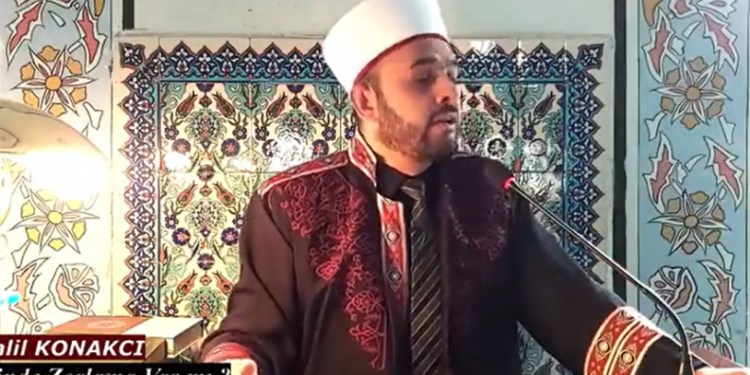Cami imamından skandal sözler: 'Namaz kılmamanın hukukta cezası var, şimdi uygulanmıyor olabilir, sopalama var'