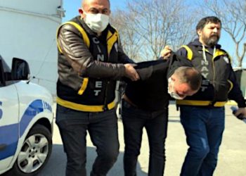Camide imamı bıçaklayan sanık: Amacım elinden kurtulmaktı, bıçağı rastgele salladım