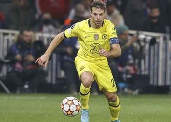 Chelsea, kaptanı Cesar Azpilicueta'nın sözleşmesini 2024'e kadar uzattı