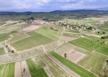 Çiftçi borç altında: 1.2 milyon arazi bankalara rehin verildi
