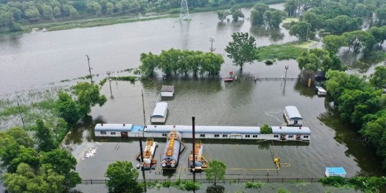 Çin'in Çinghay eyaletindeki sel nedeniyle 16 kişi öldü, 36 kişi kayıp