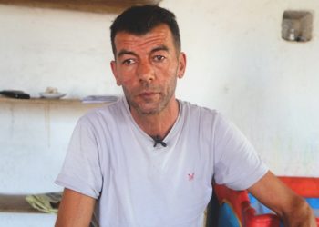 Çocuklarını nüfusa kaydettiremeyen baba: Böyle bir sistem dünyanın hiçbir yerinde yok