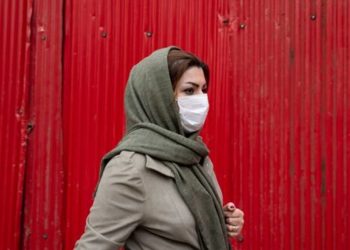 Covid-19 vakalarının artışa geçtiği İran'da bir günde 90 kişi hayatını kaybetti