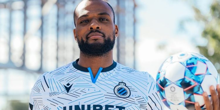 Cyle Larin, Club Brugge'de eleştirilerin hedefinde