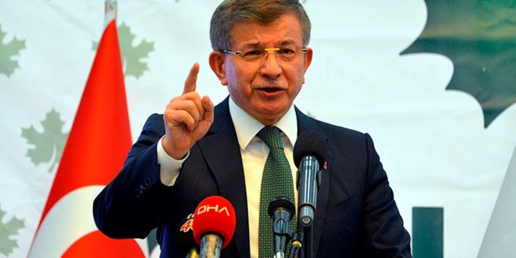 Davutoğlu: 90’ların karanlık aktörleriyle hareket eden Erdoğan’la 5 yıl daha geçmez