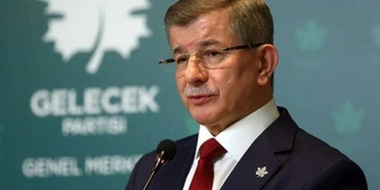 Davutoğlu: Cemevlerinin statüsü için canla başla çalışacağız