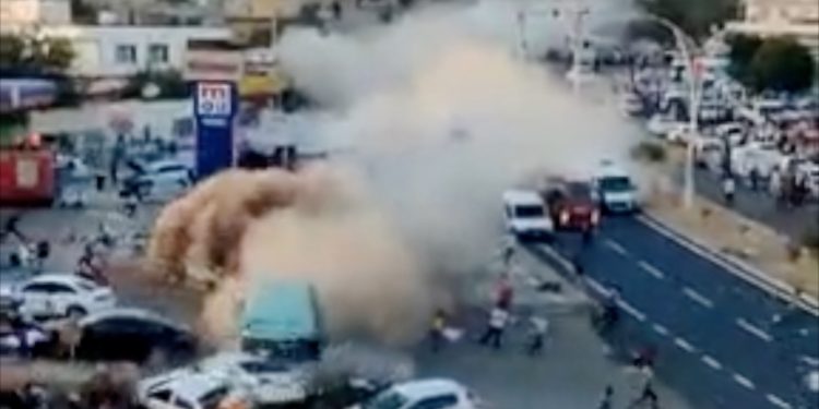 Derik’te 20 kişinin hayatını kaybettiği kazaya yayın yasağı getirildi