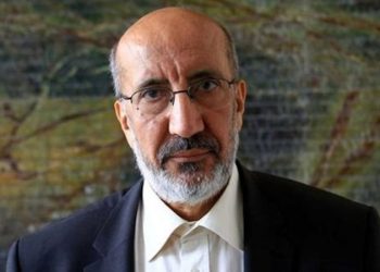 Dilipak: Ankara siyaseti bütün kanatları ile kaset ve dosyalara boğulmuş