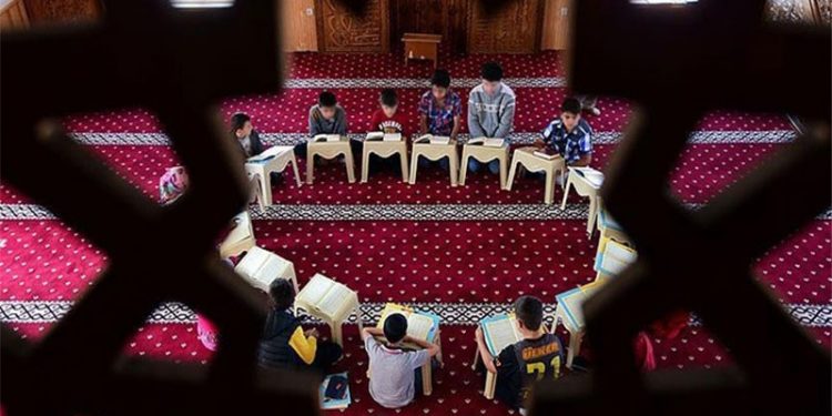 Diyanet’in Kuran kurslarını ‘okul öncesi kreş’ nitelemesine eğitimcilerden tepki