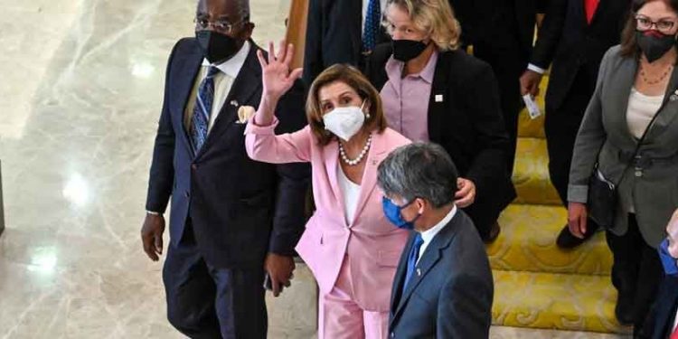 Dünyanın izlediği ziyaret sona erdi; ABD Temsilciler Meclisi Başkanı Pelosi, Tayvan'dan ayrıldı