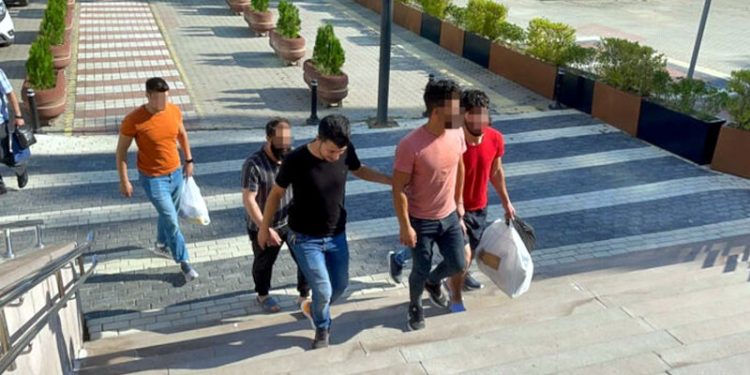 'Duş sırası' kavgasında gözaltına alınan 9 inşaat işçisi serbest