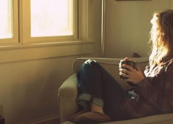 Ekonomik kriz sosyal hayatı da vurdu, uzman sosyolog 'eve kapanmayın' uyarısı yaptı