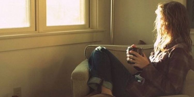 Ekonomik kriz sosyal hayatı da vurdu, uzman sosyolog 'eve kapanmayın' uyarısı yaptı