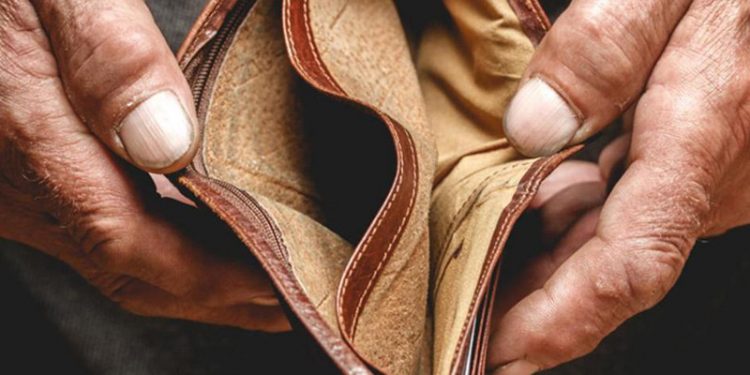 Ekonomist Remzi Özdemir: 'MB halkı yoksulluğa mahkum etti, Rus parası ile bu iş olmaz'