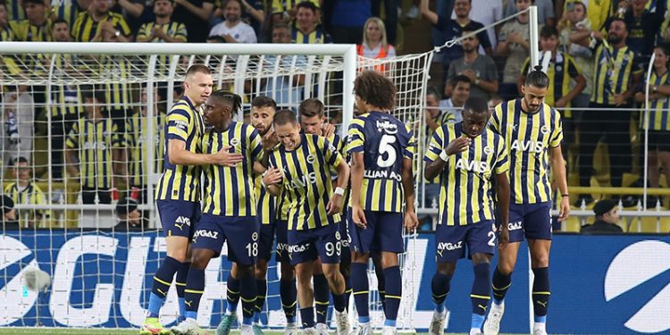 Emre Mor: Bizden çok büyük bir beklenti var