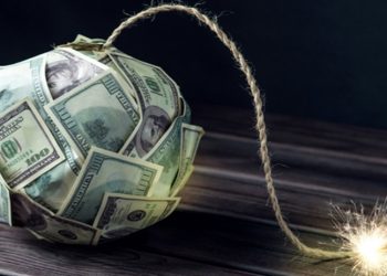 Erdal Sağlam: Dolar/TL kuru patlamaya hazır bomba gibi