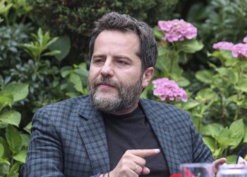 Erden Timur'dan Alexis Sanchez ve Victor Nelsson açıklaması