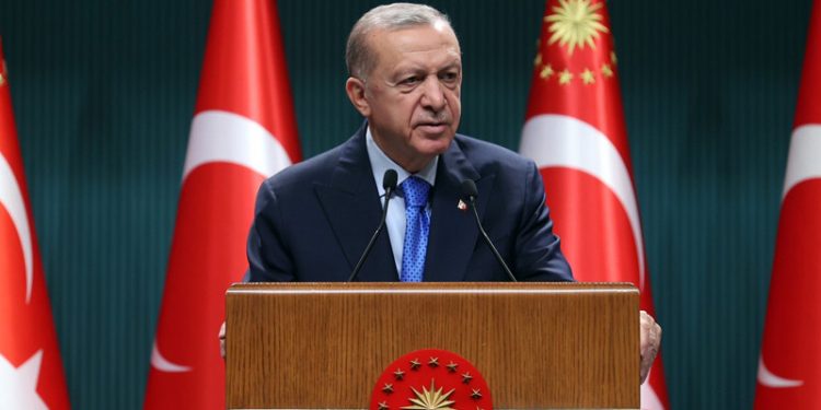 Erdoğan: Hepimiz aynı gemideyiz; gemi hızla yol alırsa kazanan hepimiz olacağız, su alarak batarsa hepimiz boğulacağız