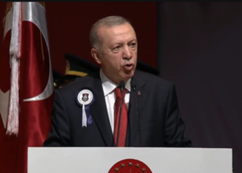 Erdoğan: 'Kışla camilerinin kapatılması, asker ailelerine yapılan ayrımcılıklar olsun tamamen geçmişte kaldı'