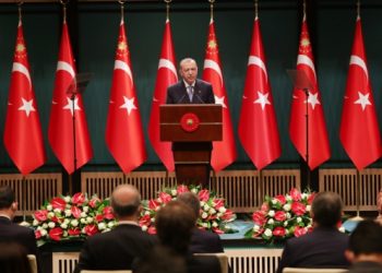 Erdoğan: T&uuml;rkiye gemisi su alarak batarsa hepimiz boğulacağız