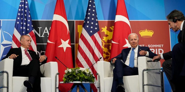 Erdoğan geri adım atar mı?