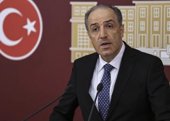 Ersoy’a soruldu: 100 bin lira karşılığında personel ataması yapıldı mı?