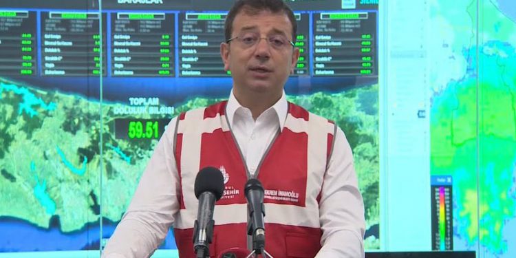 Esenyurt’ta yine sel baskınları yaşandı: Dere yatağı imara açılmış!