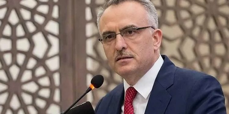 Eski Merkez Bankası Başkanı Naci Ağbal, artık Kazancı Holding'te yönetici