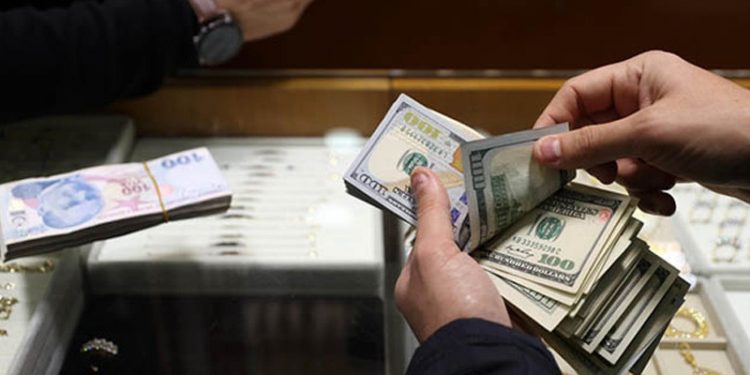 Eski TCMB Başekonomisti Kara: Kur korumalı mevduatın kamuya maliyeti 300 milyar lirayı aşabilir