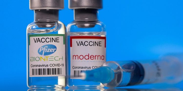 FDA, Pfizer/BioNTech ve Moderna'nın güncellenmiş aşılarını onayladı