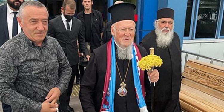 Fener Rum Patriği Bartholomeos: Bu sene Trabzsonspor şampiyon olacak