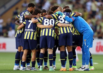 Fenerbahçe, Slovacko karşısında avantaj arıyor