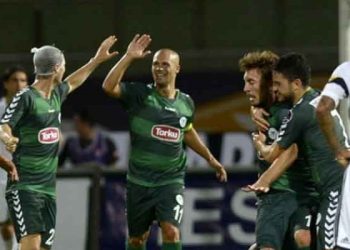 Fenerbahçe, ilk haftada kalesinde 3 gol gördüğü son iki sezonda da şampiyon oldu