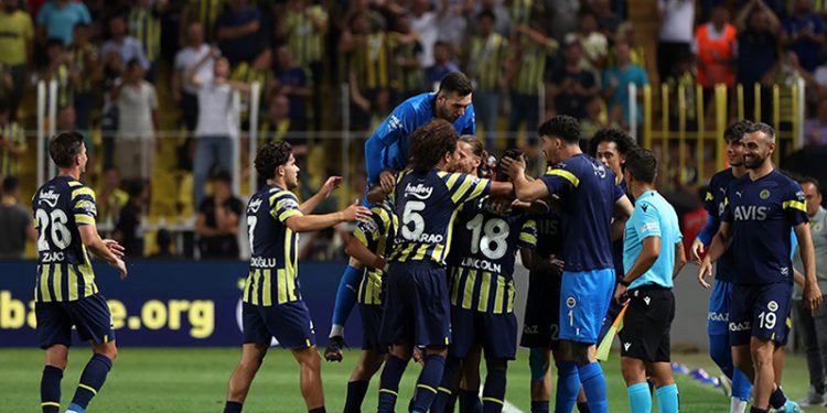 Fenerbahçe, sezonu Ümraniyespor karşısında açıyor