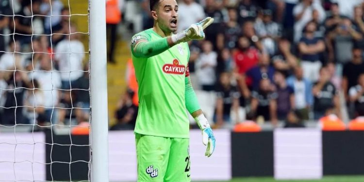 Fenerbahçe'de öncelik kaleci transferi