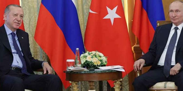 Financial Times'a konuşan Batılı yetkililer: Erdoğan-Putin yakınlaşması endişe verici; yaptırım uygulanması ihtimal dışı değil